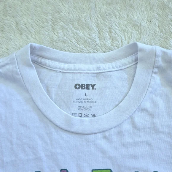 Obey Worldwide🌐 Peace✌️ Dove🕊 Graphic Tee👕 - NWT - Picture 5 of 15